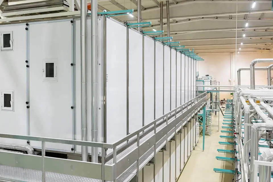 Multi-tier dryer section of an industrial dry pasta production line